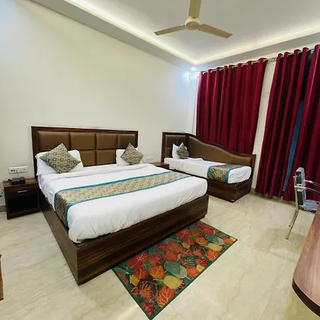 Hotel The Golden Taj By The Golden Taj Group & Hotels